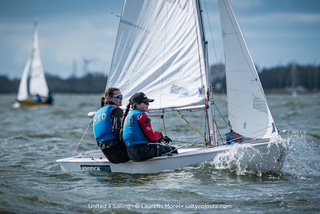 Sophie Noor & Aimée winnen U4 #1 Medemblik 26